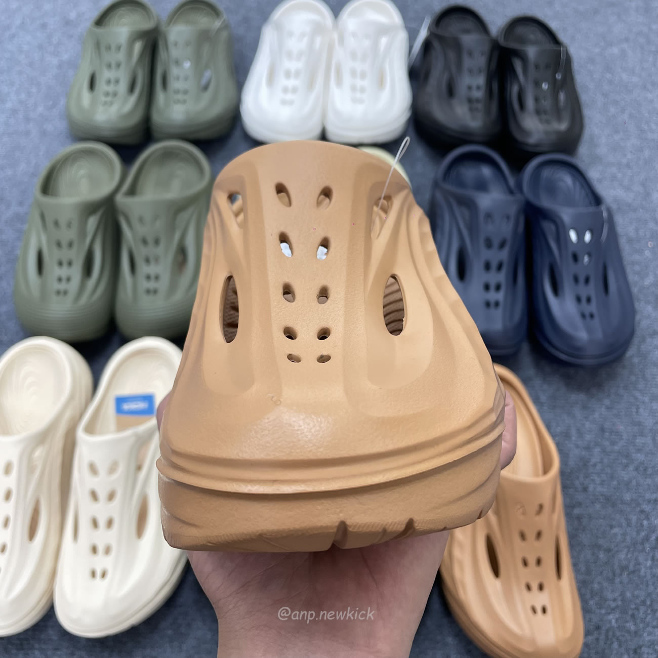 Hoka One One Ora Recovery Mule (15) - www.newkick.vip